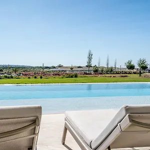 https://bayline-beach-spa.hotelaalgarve.com